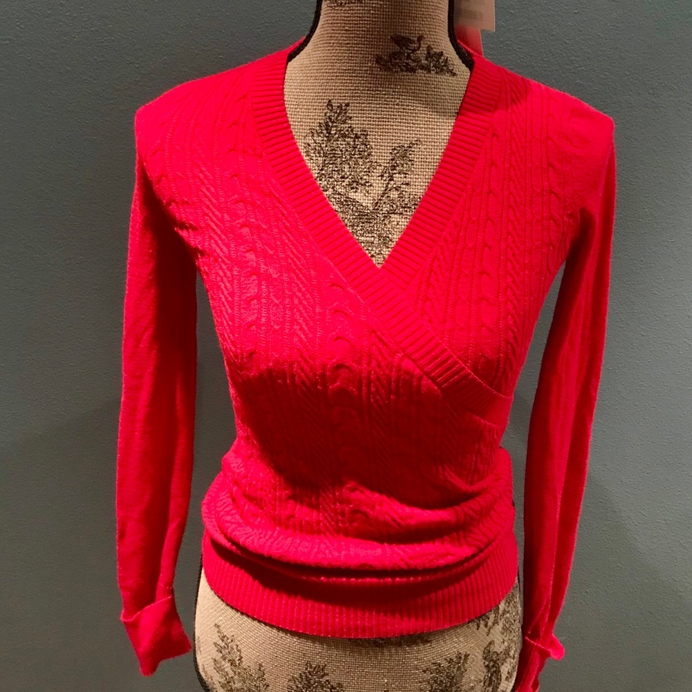 85%off ❤️BCBGMaxAzria V-neck Red Sweater XS- XXS